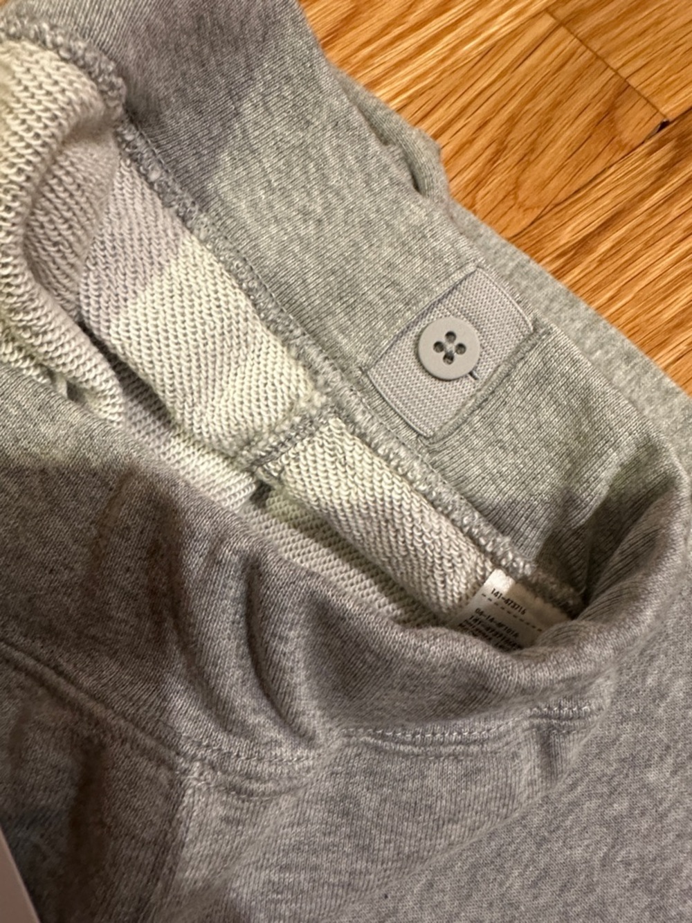 Uniqlo Kaws + Warhol collaboration gray Kids Sweatpants NWT streetwear size 13 - Picture 9 of 14